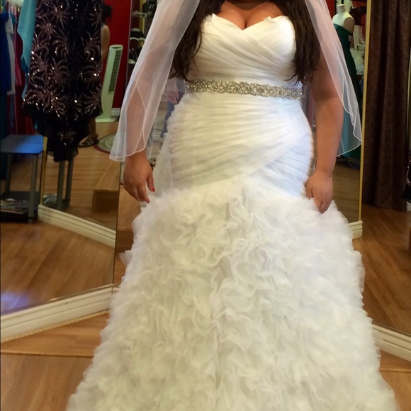 Dresses & Skirts - Size 28W (but tailored smaller, like a 26W) ivory